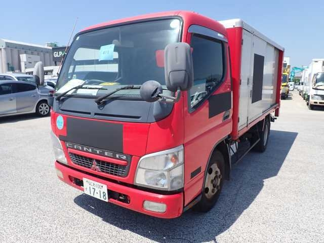MITSUBISHI CANTER 2006