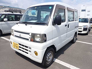 MITSUBISHI MINICAB VAN 2011