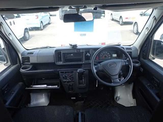 DAIHATSU HIJET VAN 2018