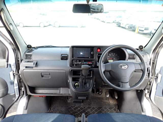 DAIHATSU HIJET VAN 2017