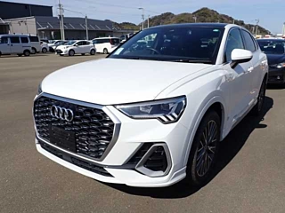 AUDI Q3 2021