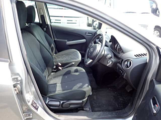 MAZDA DEMIO 2014