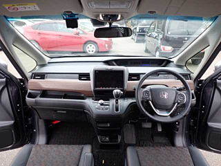 HONDA FREED 2024