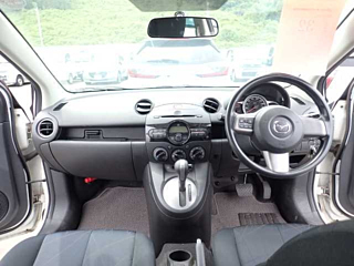 MAZDA DEMIO 2013