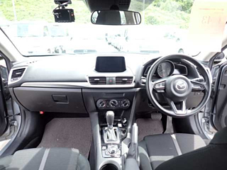 MAZDA AXELA 2018