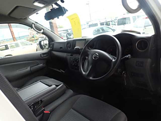 NISSAN CARAVAN VAN 2016