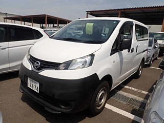 NISSAN NV200 2019