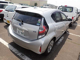TOYOTA AQUA 2019