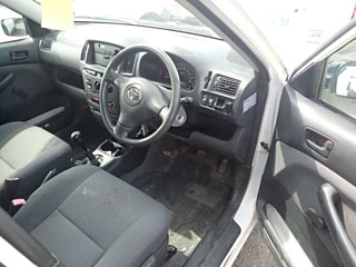 TOYOTA SUCCEED 2010