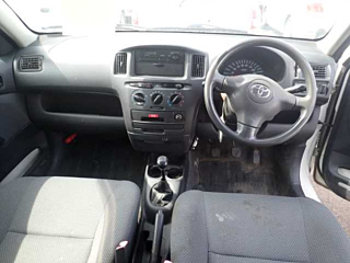 TOYOTA SUCCEED 2010