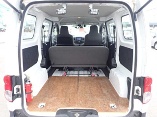 NISSAN NV200 2020