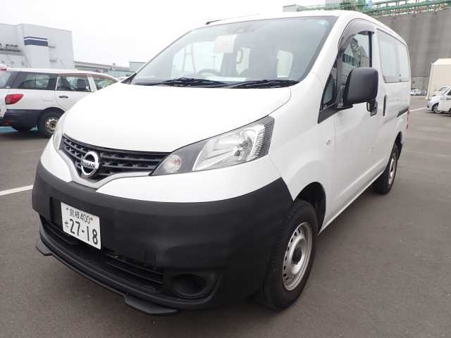 NISSAN NV200 2020