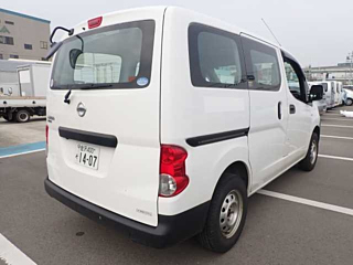 NISSAN NV200 2020