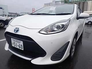 TOYOTA AQUA 2020