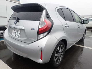 TOYOTA AQUA 2019