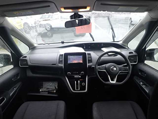 NISSAN SERENA 2018