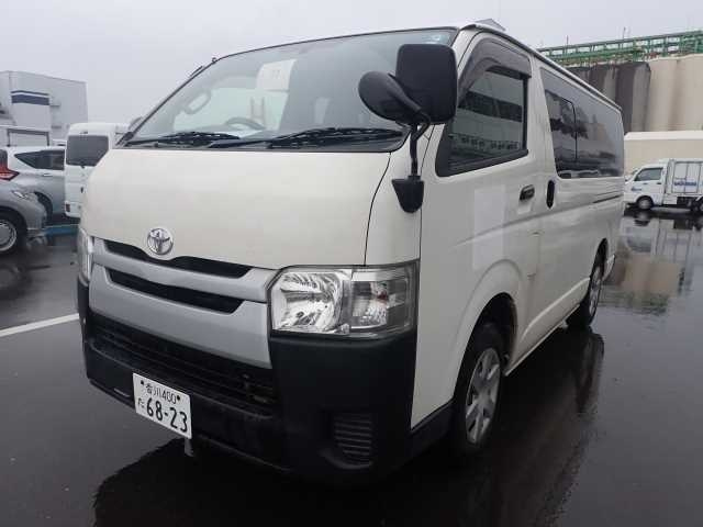 TOYOTA HIACE VAN 2014