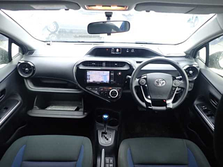 TOYOTA AQUA 2020