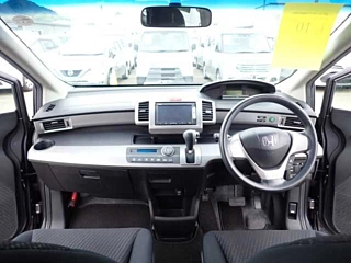 HONDA FREED 2015