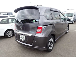 HONDA FREED 2015