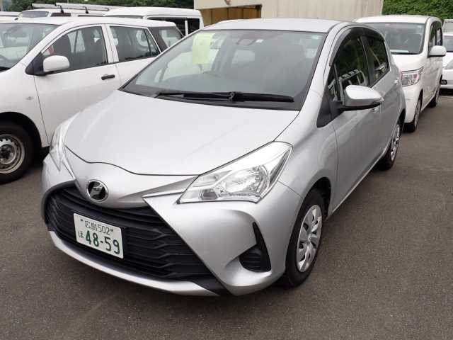 TOYOTA VITZ 2018