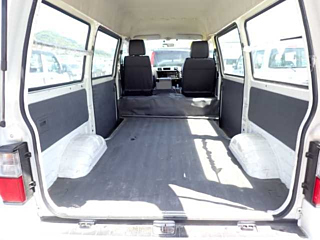 MAZDA BONGO VAN 2017