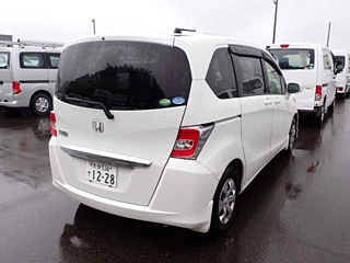 HONDA FREED 2016