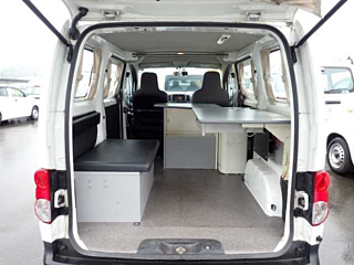 NISSAN NV200 2018