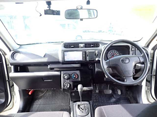 TOYOTA SUCCEED 2018