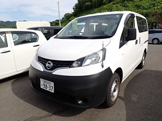 NISSAN NV200 2019