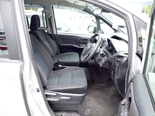 TOYOTA VOXY 2018