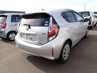 TOYOTA AQUA 2018