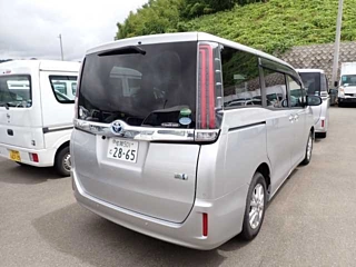 TOYOTA NOAH 2020