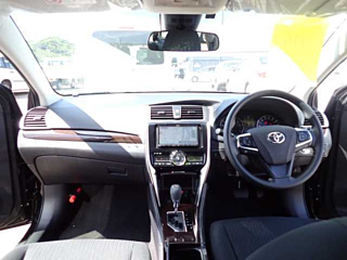 TOYOTA PREMIO 2020
