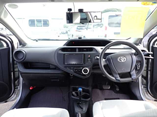 TOYOTA AQUA 2018