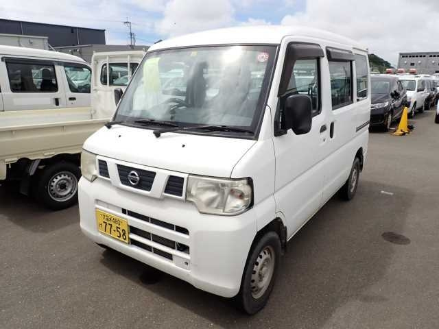 NISSAN CLIPPER VAN 2013