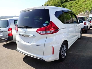 HONDA FREED 2019
