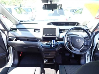 HONDA FREED 2019