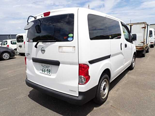 NISSAN NV200 2019