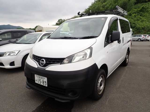 NISSAN NV200 2018