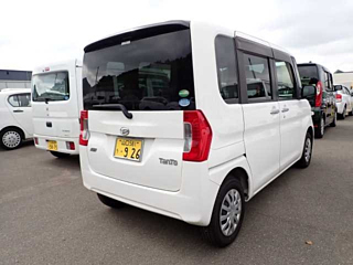 DAIHATSU TANTO 2015