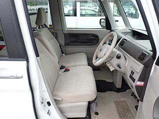 DAIHATSU TANTO 2015