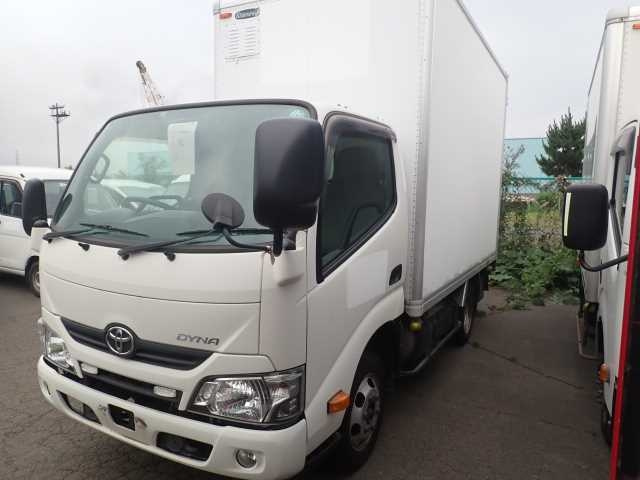TOYOTA DYNA 2017
