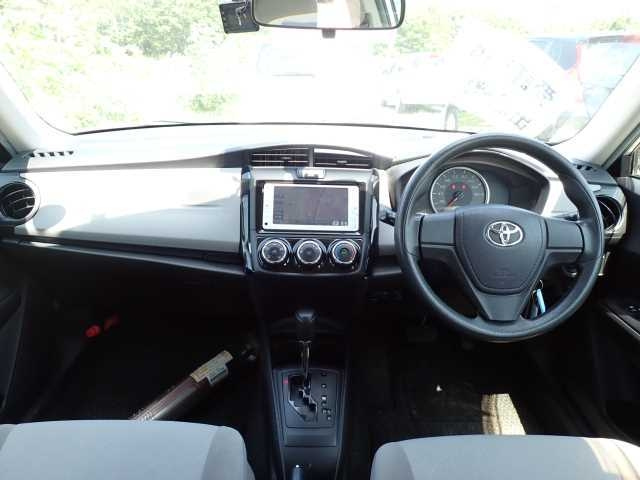 TOYOTA COROLLA AXIO 2013