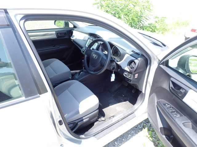 TOYOTA COROLLA AXIO 2013