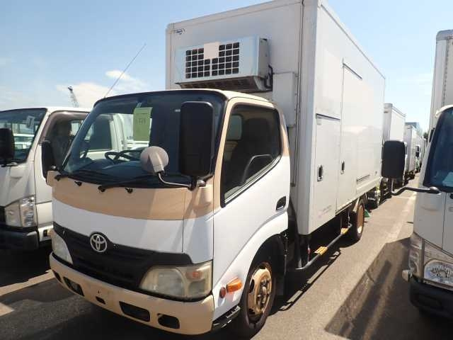 TOYOTA DYNA 2012