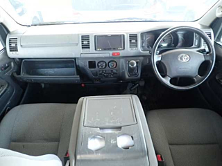 TOYOTA HIACE VAN 2009