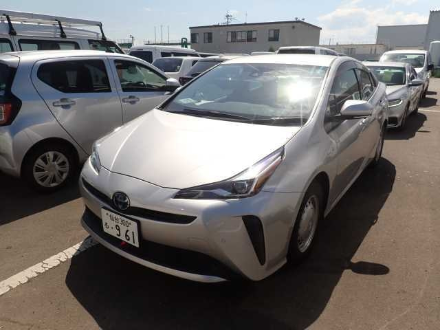TOYOTA PRIUS 2019
