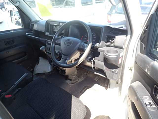 DAIHATSU HIJET VAN 2018