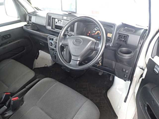 DAIHATSU HIJET VAN 2018
